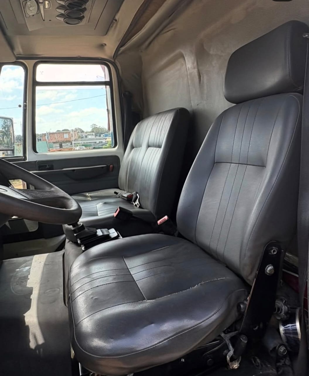 Ford Cargo 1317 - foto 6