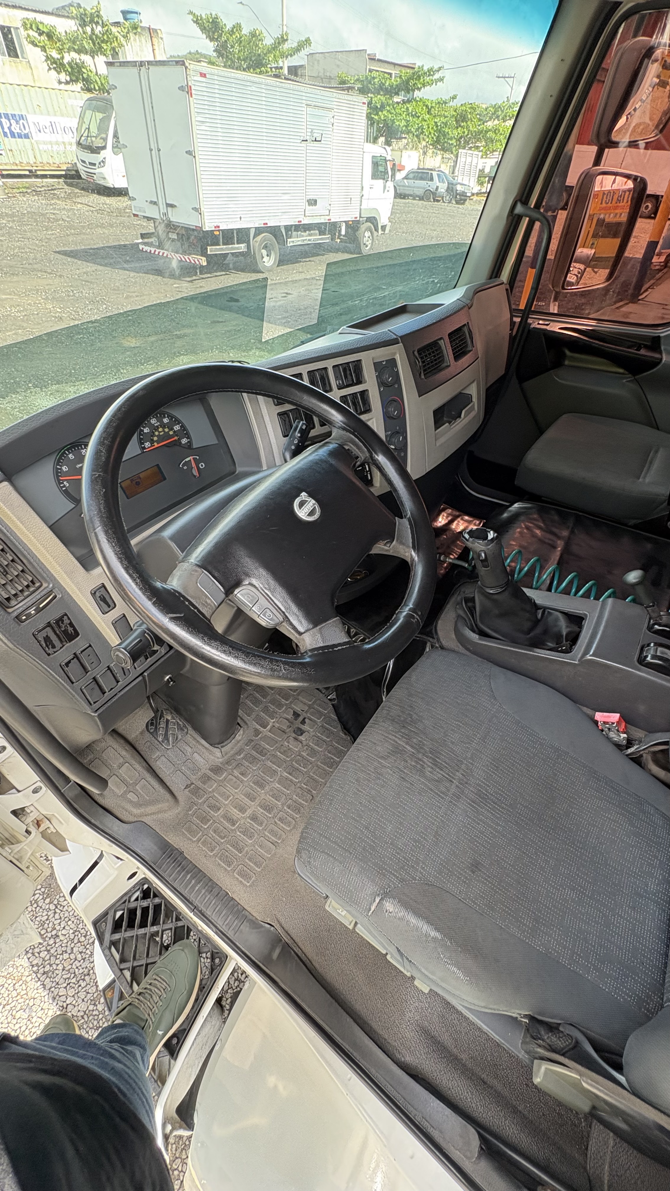 Volvo 330 - foto 9