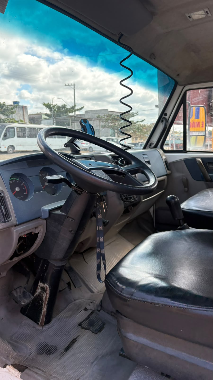 Volkswagen 8.150 - foto 6