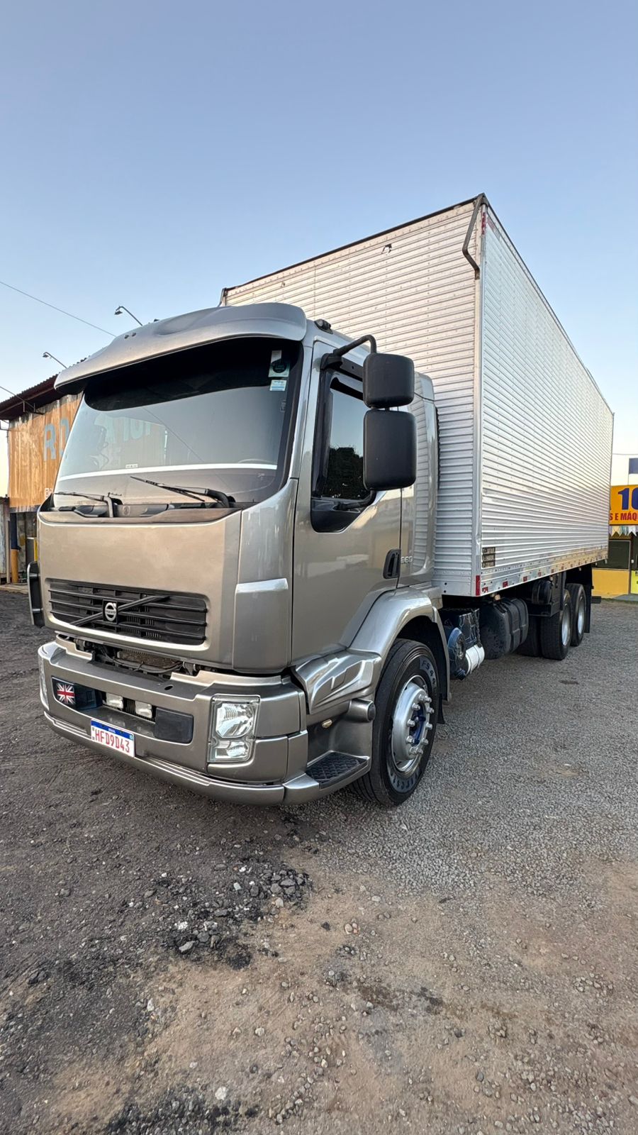 VOLVO VM 260
