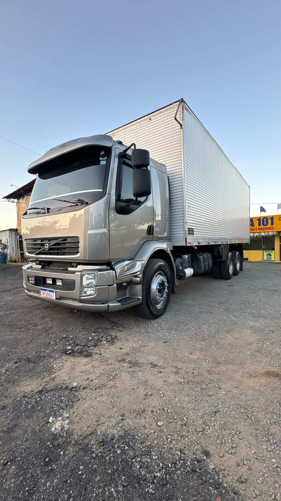 VOLVO VM 260 - foto 8