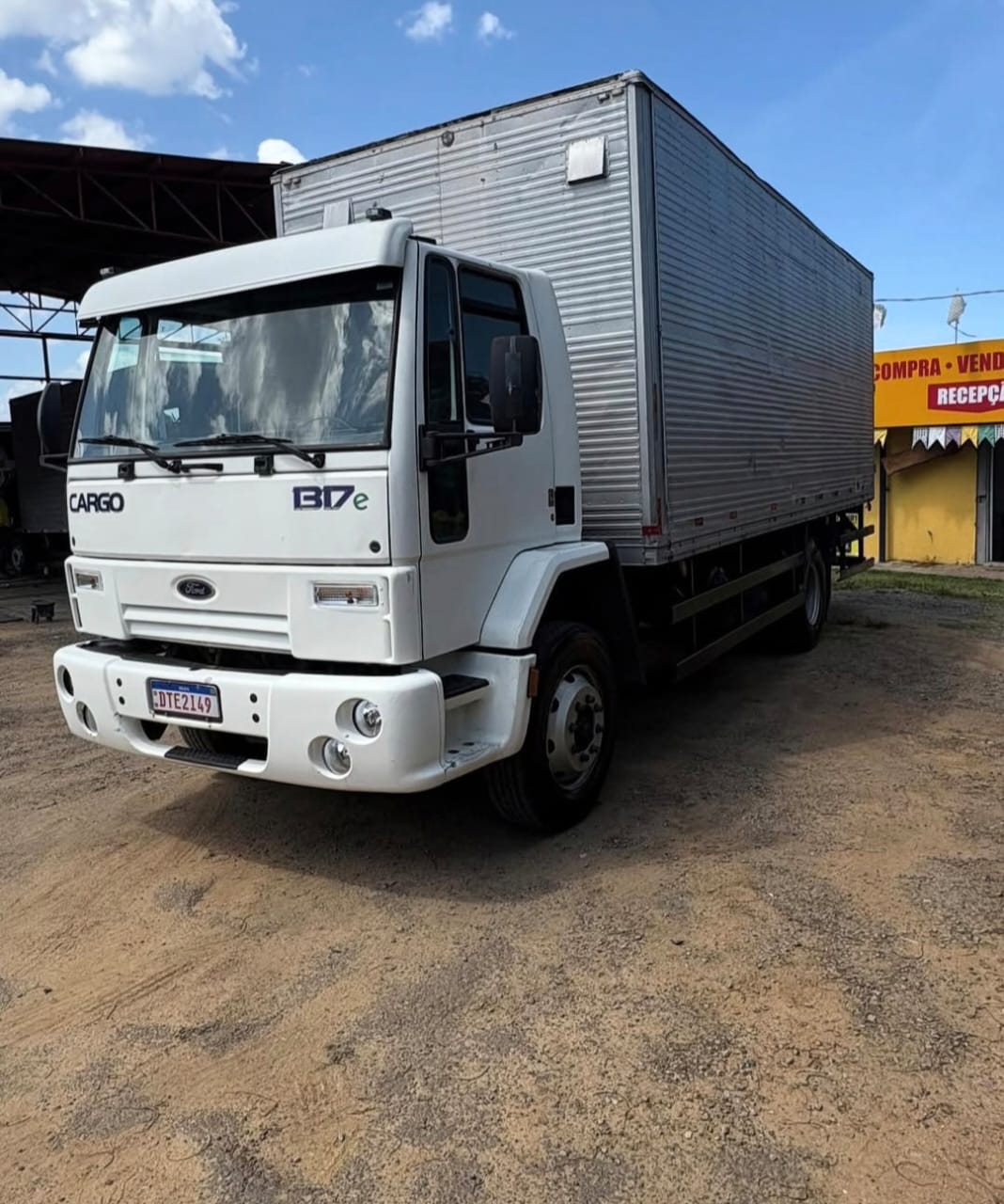 Ford Cargo 1317 - foto 8