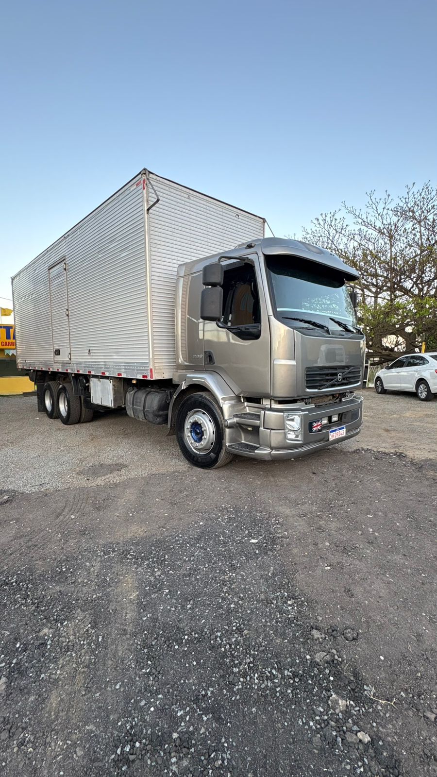 VOLVO VM 260 - foto 9